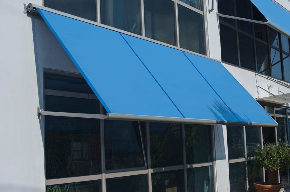 awning_with_arm2
